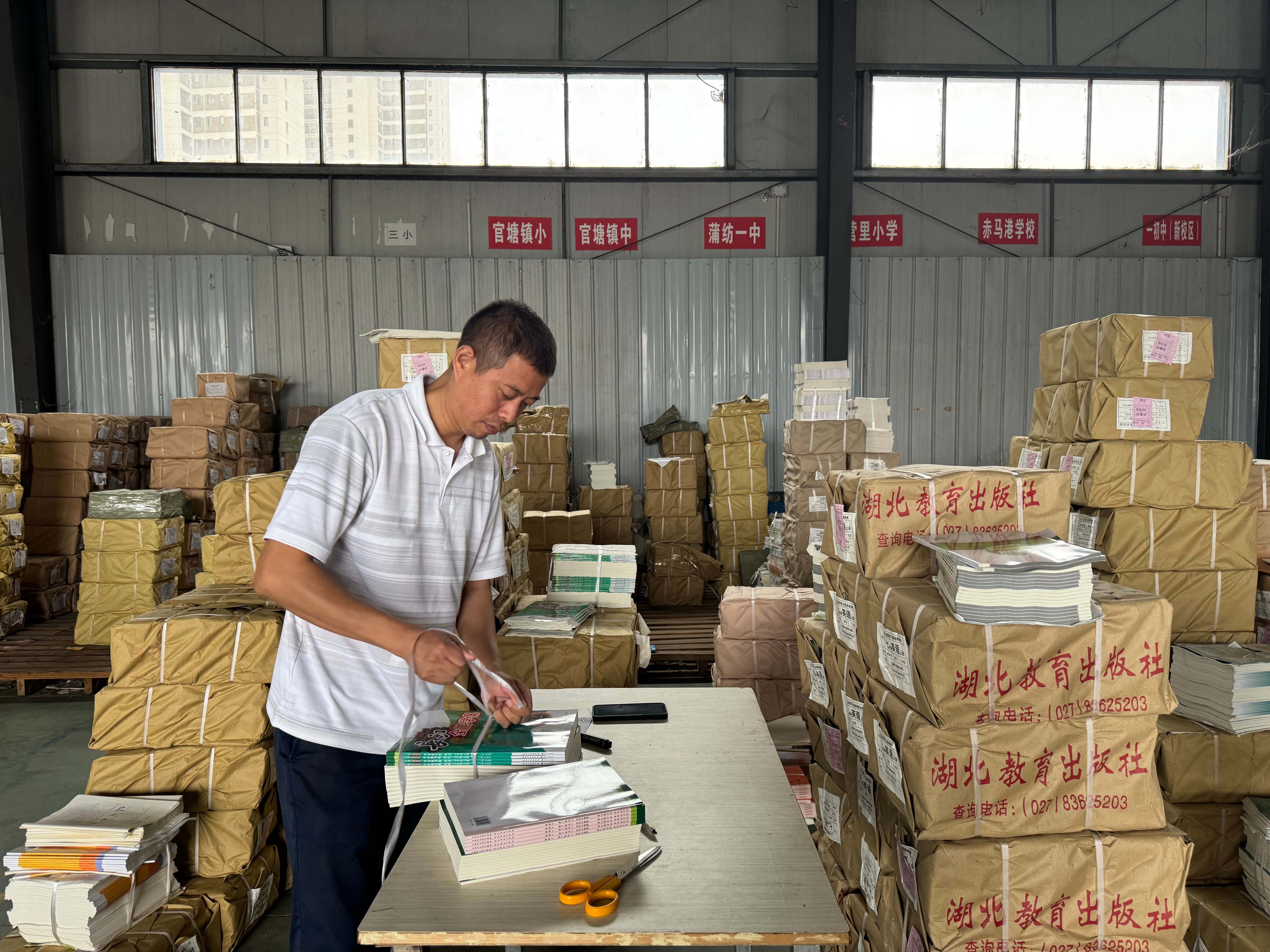 1759132880385045727.jpg 1759132880385045727.jpg